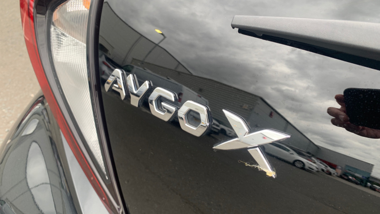 Toyota Aygo X 1.0 VVT-i Edge 5dr Petrol Hatchback